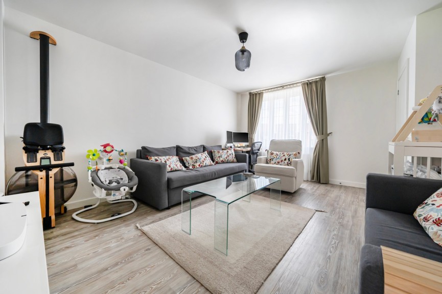 3 bedroom House for Sale Blackbird Gardens, Langford, Bedfordshire