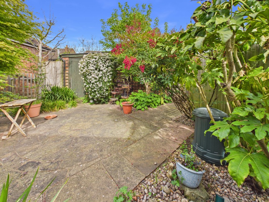 3 bedroom House for Sale High Street, Baldock, Hertfordshire