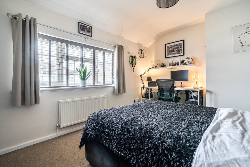 2 bedroom House for Sale Olympus Road, Henlow, Bedfordshire