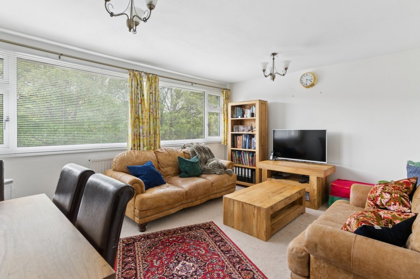 2 bedroom Flat for Sale Little Wymondley, Hitchin, Hertfordshire