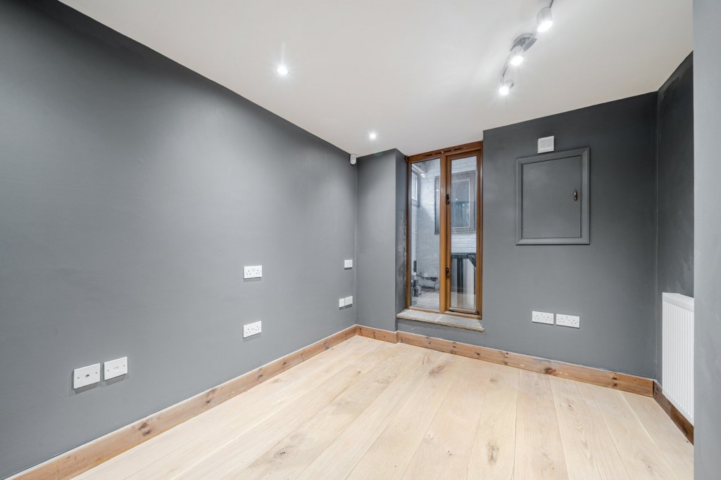 Chestnut Farm, Henlow, Bedfordshire