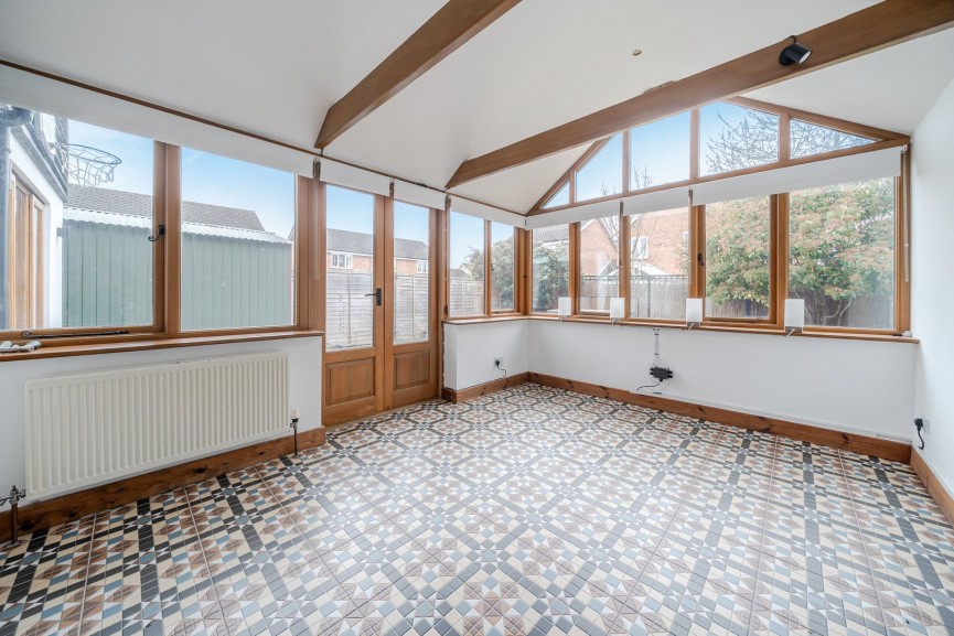 5 bedroom House for Sale Chestnut Farm, Henlow, Bedfordshire