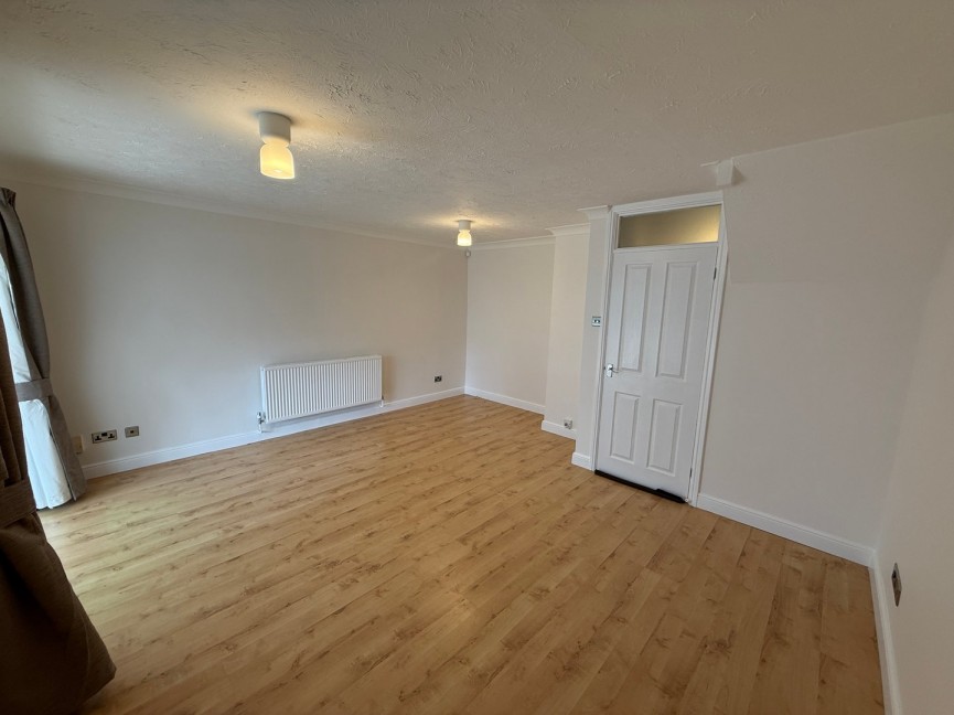 3 bedroom House for Letting Medway Close, Flitwick
