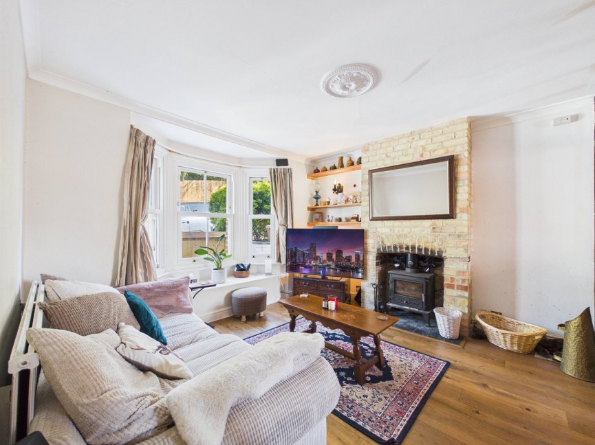 3 bedroom House for Sale Barkway Road, Royston, Hertfordshire