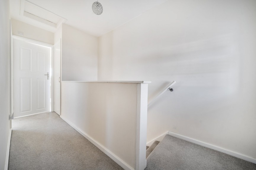 2 bedroom House for Sale Olympus Road, Henlow, Bedfordshire