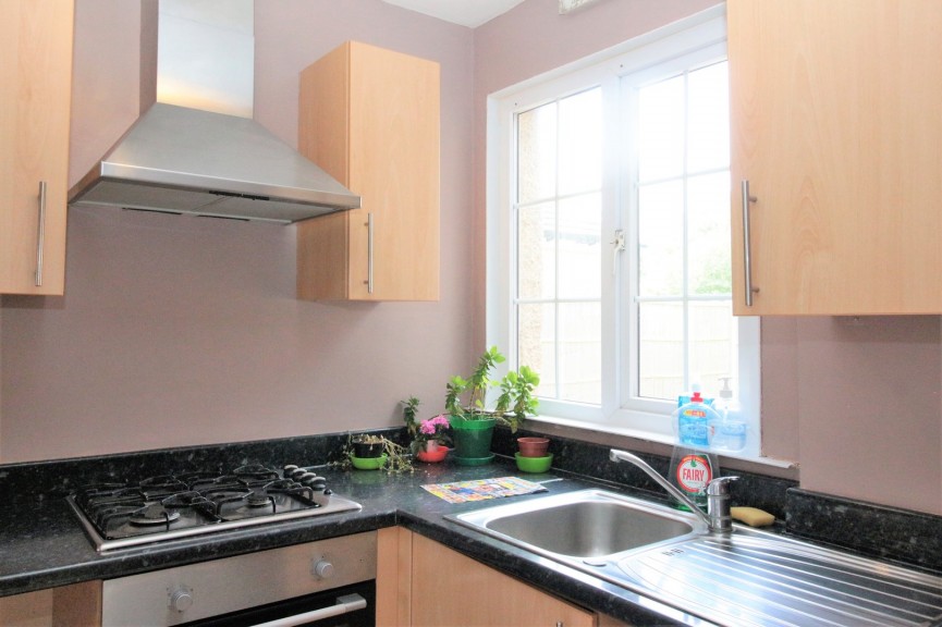 3 bedroom House for Letting Barkers Lane, Bedford