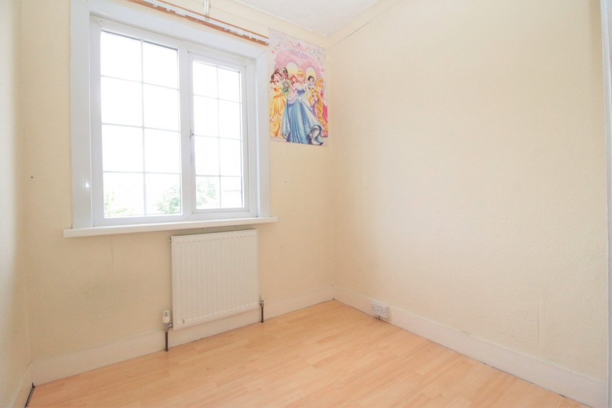 3 bedroom House for Letting Barkers Lane, Bedford