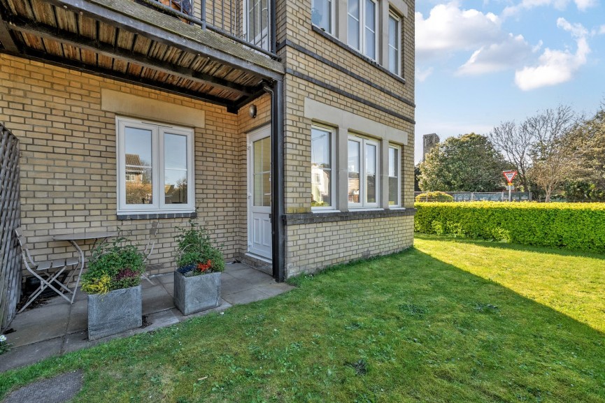 1 bedroom Flat for Sale Clifton Road, Shefford, Bedfordshire