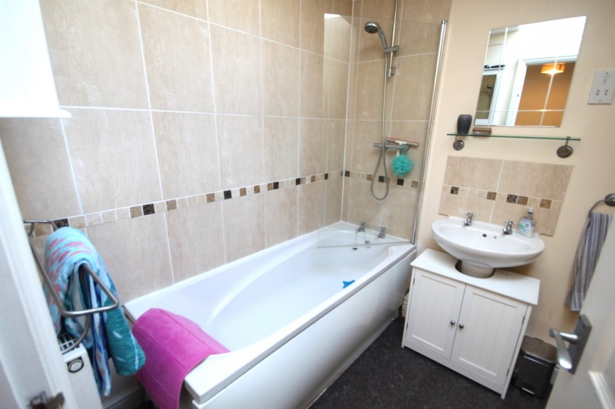 3 bedroom House for Letting Hoo Road, Meppershall, Bedfordshire