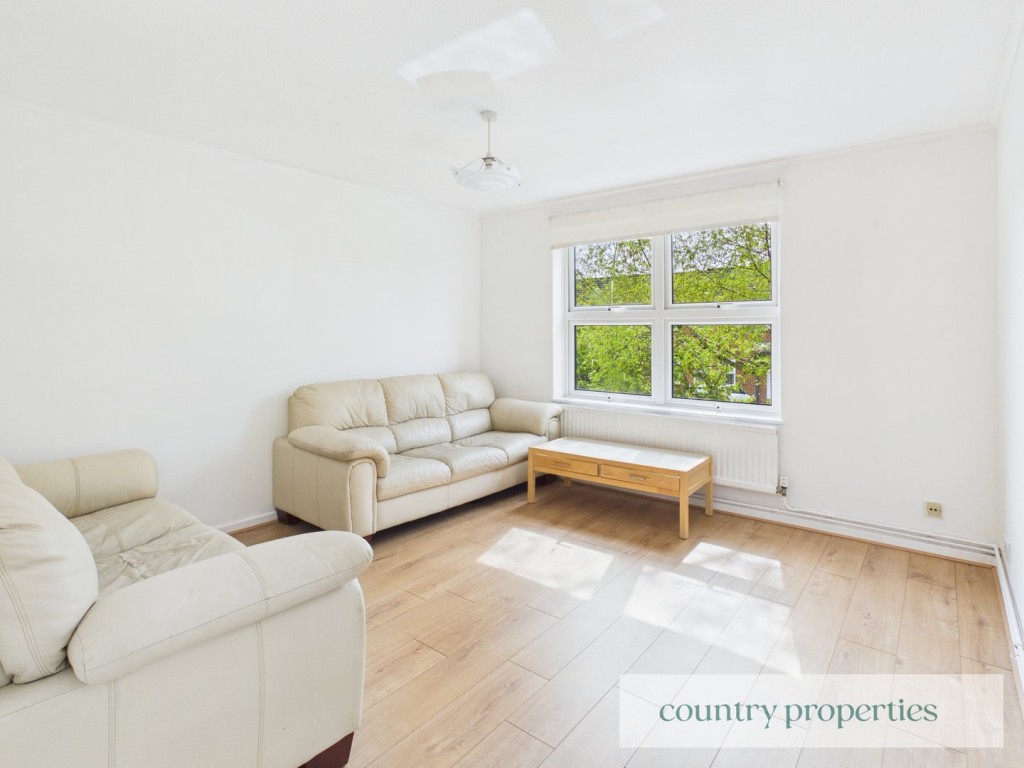 Broadwater Crescent, Welwyn Garden City, Hertfordshire