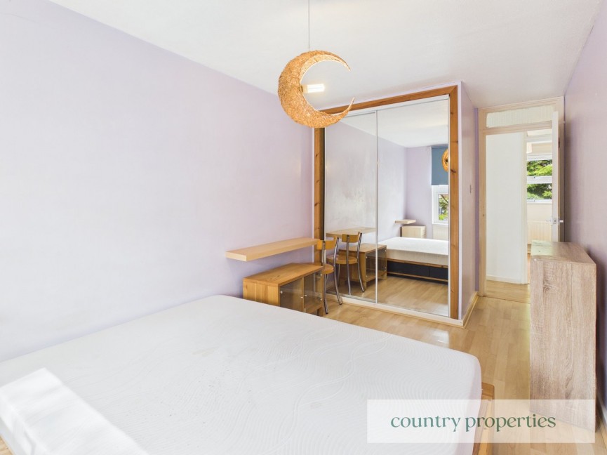 2 bedroom Flat for Letting Broadwater Crescent, Welwyn Garden City, Hertfordshire