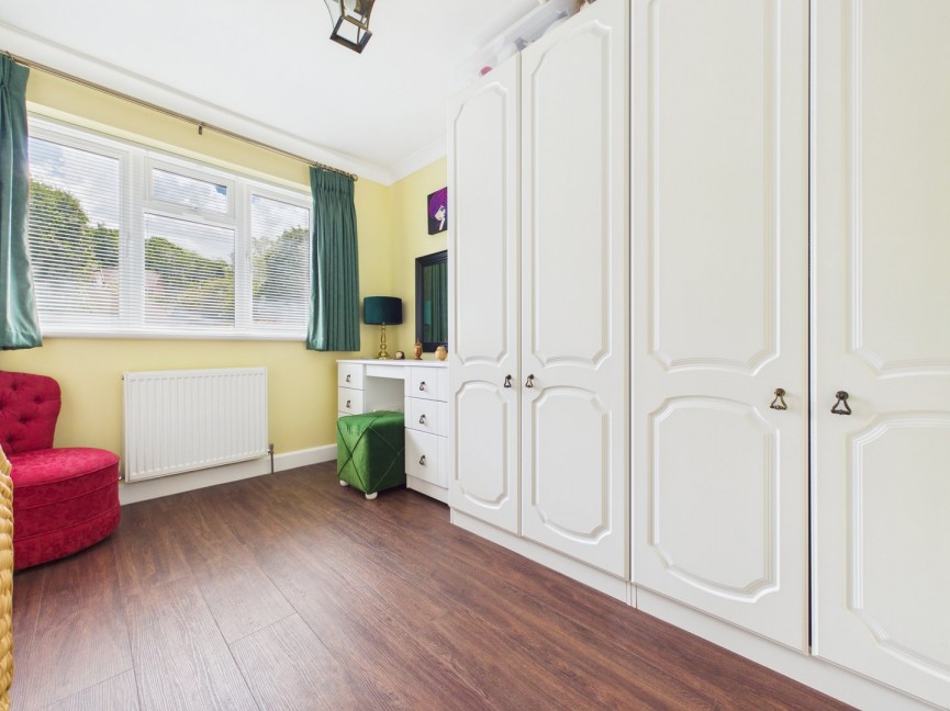 4 bedroom House for Sale Mallow Walk, Royston, Hertfordshire