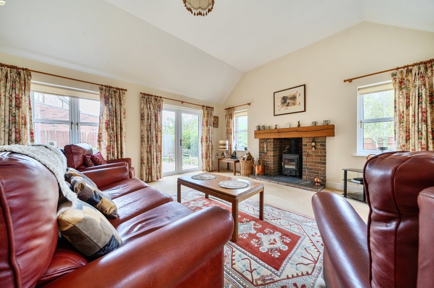 5 bedroom House for Sale Broom, Biggleswade, Bedfordshire
