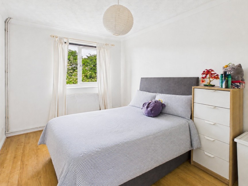 1 bedroom Flat for Sale Wellington Drive, Welwyn Garden City, Hertfordshire
