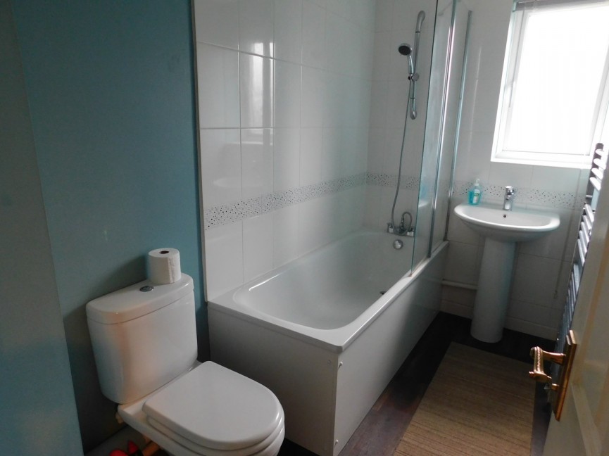 2 bedroom House for Letting Astwood Drive, Flitwick