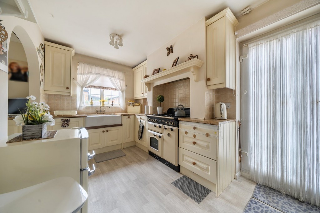 Queen Elizabeth Close, Shefford, Bedfordshire