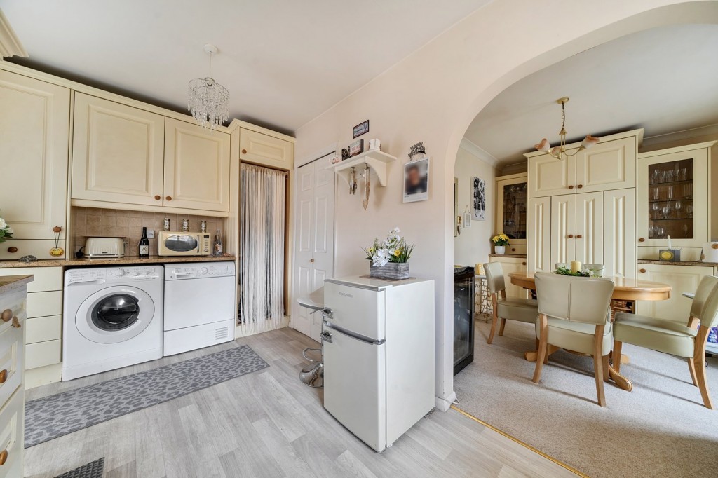 Queen Elizabeth Close, Shefford, Bedfordshire