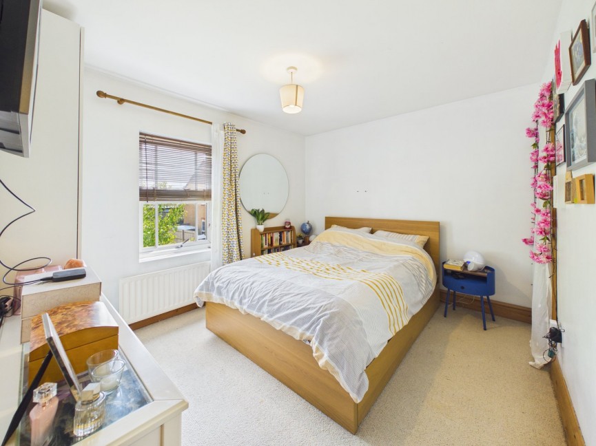 2 bedroom House for Sale Havelock Road, Biggleswade, Bedfordshire