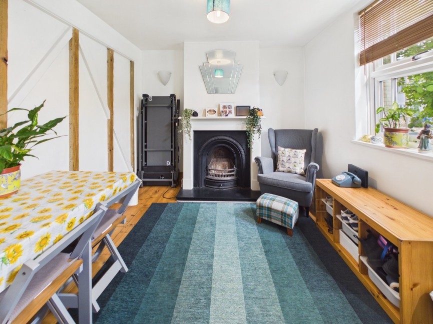 2 bedroom House for Sale Havelock Road, Biggleswade, Bedfordshire