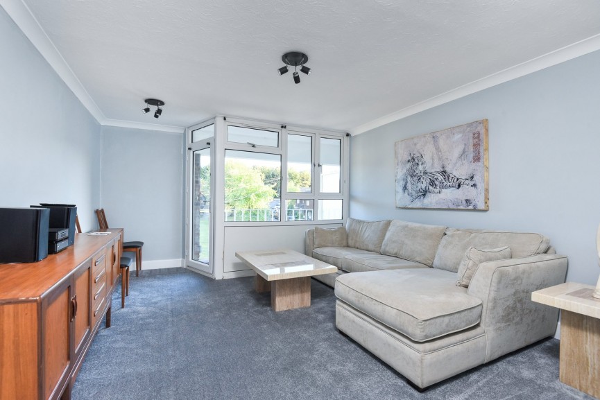 1 bedroom Flat for Letting Icknield Walk, ROYSTON, Hertfordshire