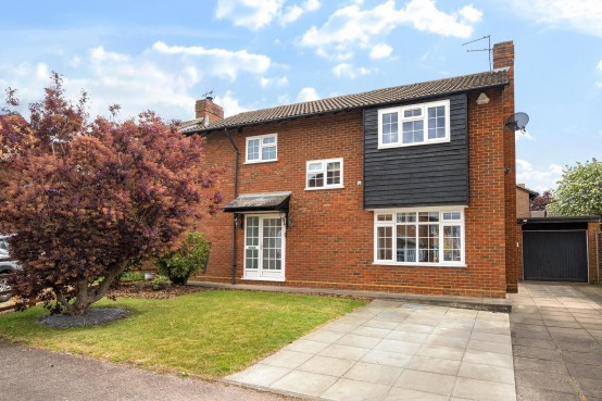 Queen Elizabeth Close, Shefford, Bedfordshire