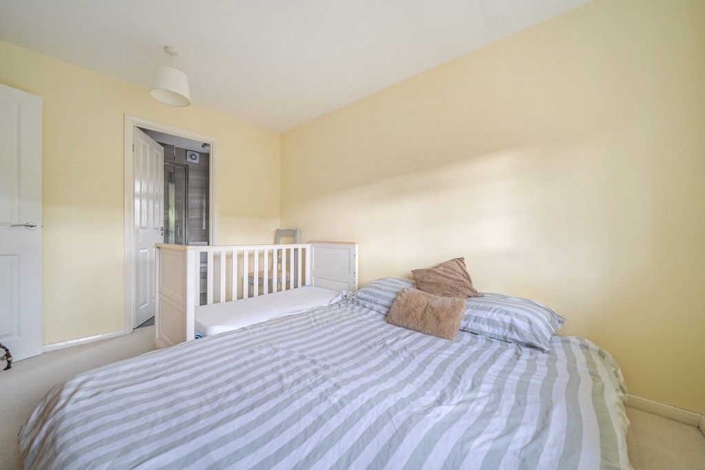 Queen Elizabeth Close, Shefford, Bedfordshire