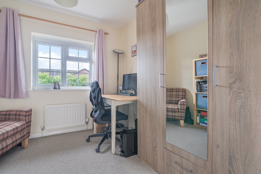Queen Elizabeth Close, Shefford, Bedfordshire