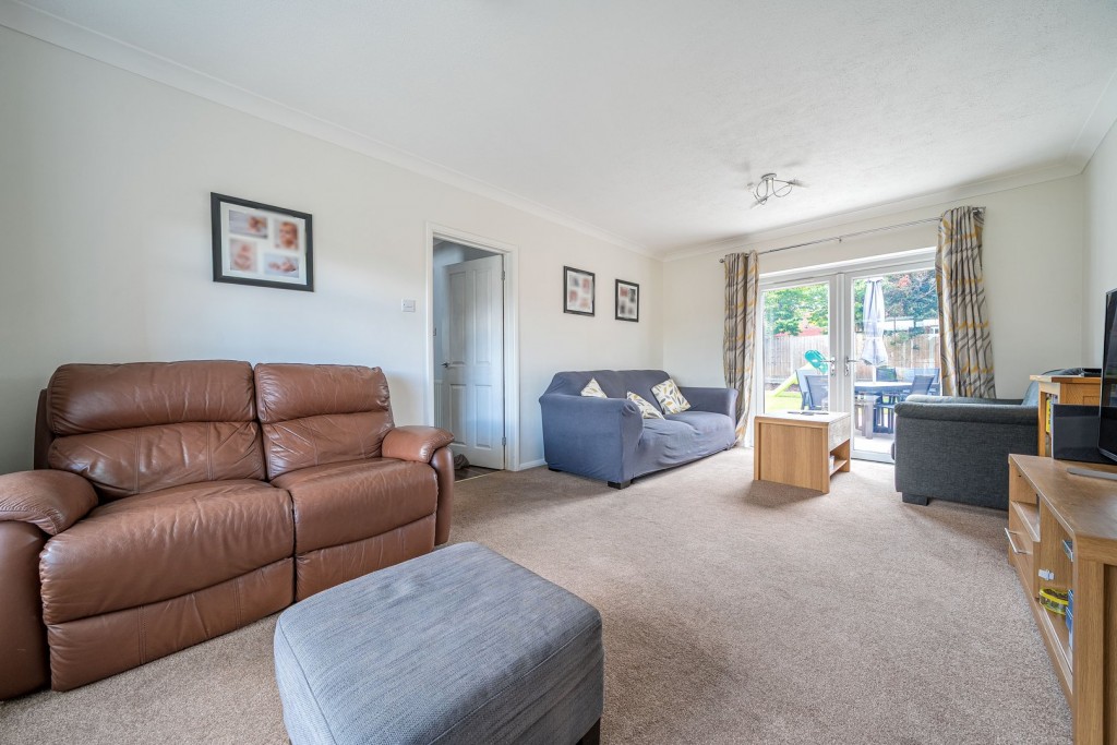Queen Elizabeth Close, Shefford, Bedfordshire