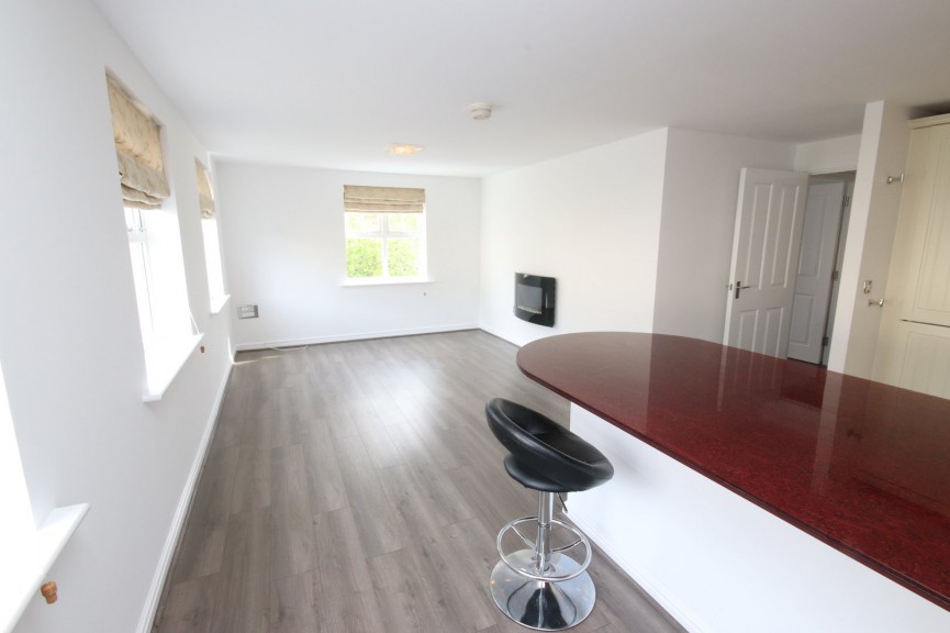 2 bedroom Flat for Letting The Hawthorns, Flitwick, Bedfordshire