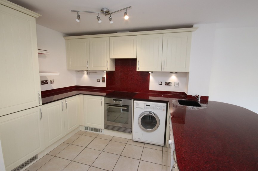 2 bedroom Flat for Letting The Hawthorns, Flitwick, Bedfordshire