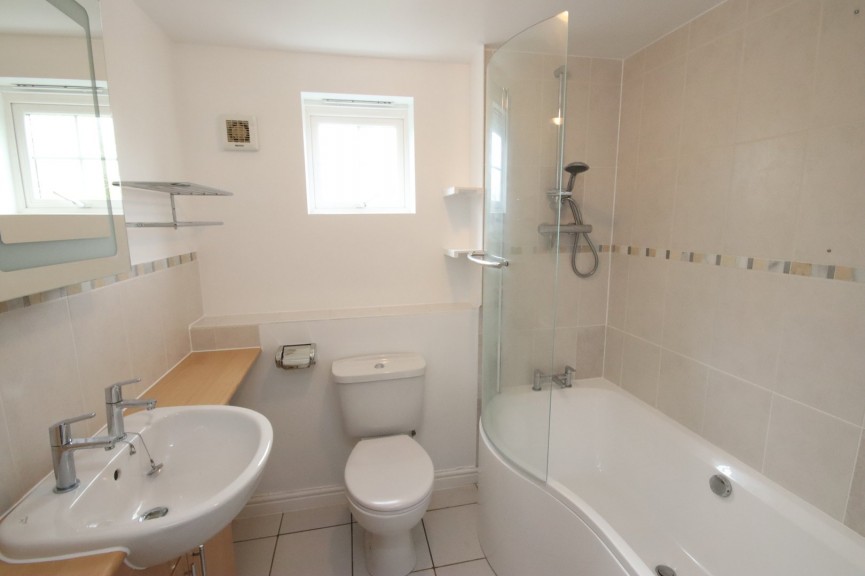2 bedroom Flat for Letting The Hawthorns, Flitwick, Bedfordshire