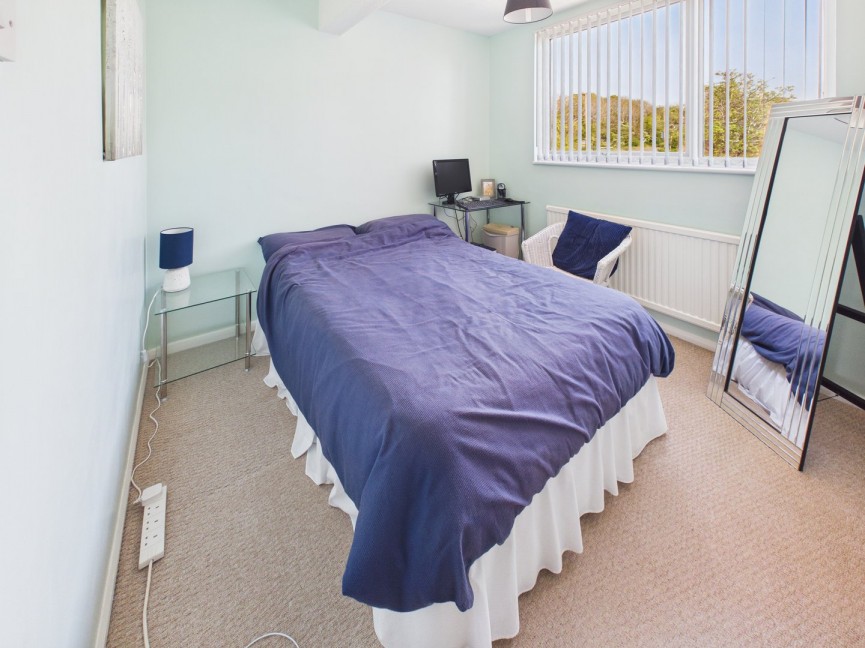 3 bedroom House for Sale Shaftesbury Way, Royston, Hertfordshire