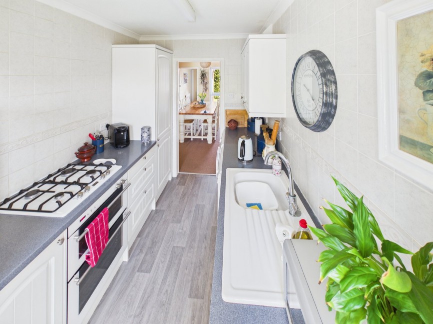 3 bedroom House for Sale Shaftesbury Way, Royston, Hertfordshire