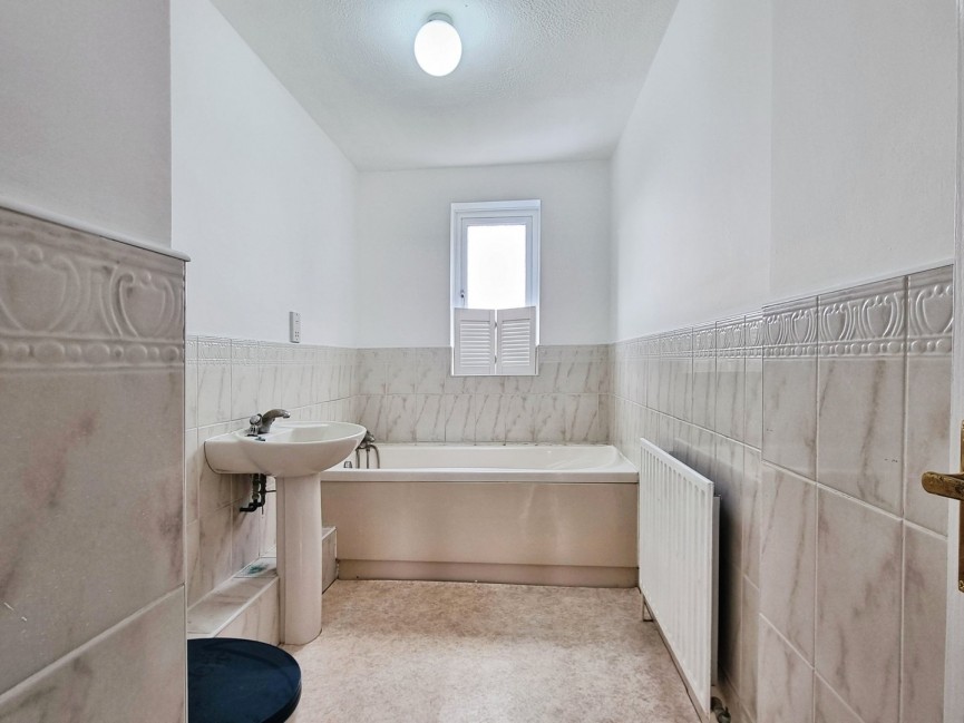 4 bedroom House for Sale Haynes, Bedfordshire