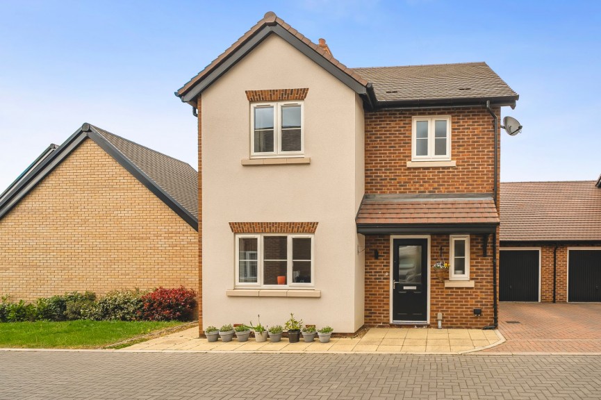 3 bedroom House for Sale Viney Corner, Arlesey, Bedfordshire