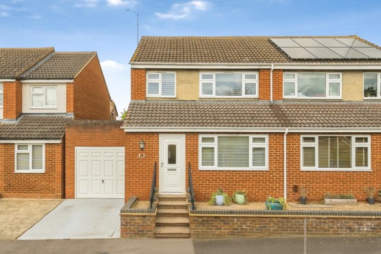 Shepherds Close, Harlington, Bedfordshire