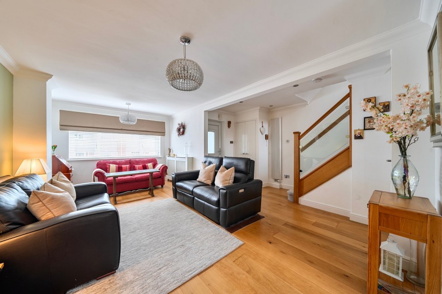 3 bedroom House for Sale Shepherds Close, Harlington, Bedfordshire