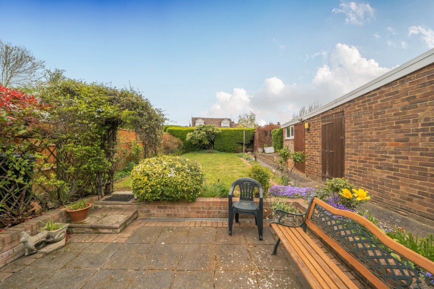 2 bedroom Bungalow for Sale Willow Way, Flitwick, Bedfordshire