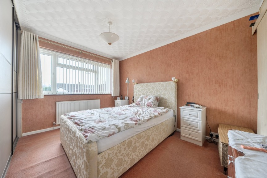 2 bedroom Bungalow for Sale Willow Way, Flitwick, Bedfordshire