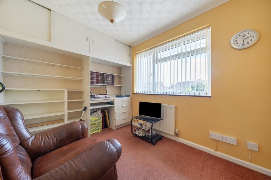 2 bedroom Bungalow for Sale Willow Way, Flitwick, Bedfordshire