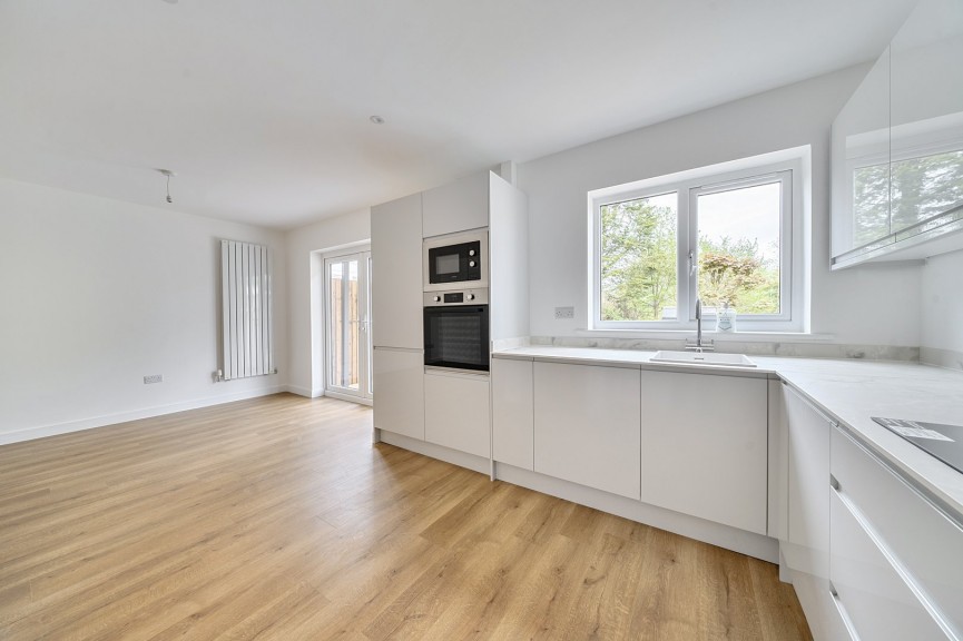 2 bedroom Bungalow for Sale Meppershall, Shefford, Bedfordshire