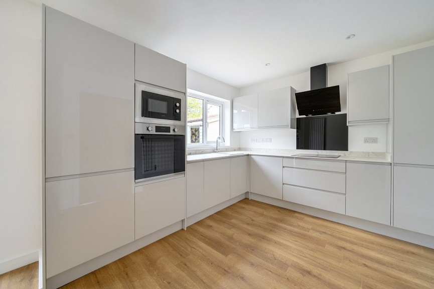 2 bedroom Bungalow for Sale Meppershall, Shefford, Bedfordshire