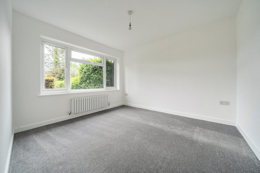 2 bedroom Bungalow for Sale Meppershall, Shefford, Bedfordshire