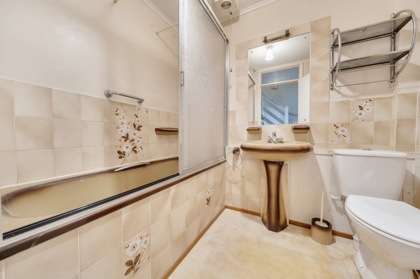 2 bedroom House for Sale Hitchin Road, Henlow, Bedfordshire