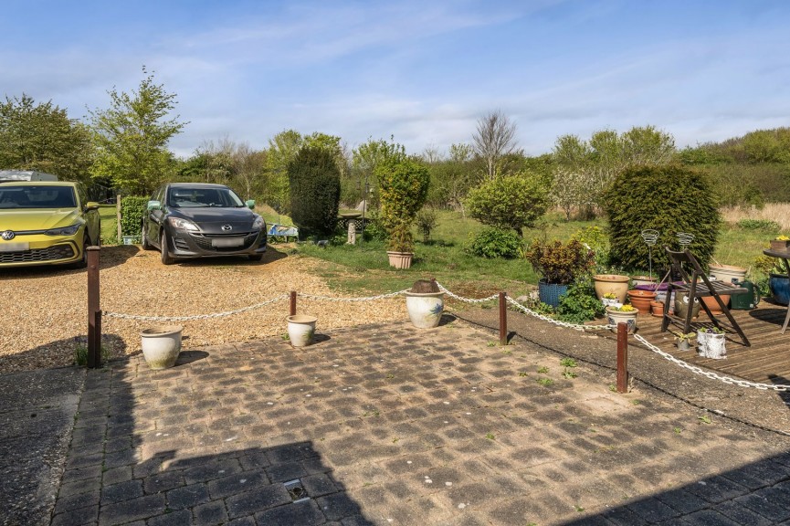 2 bedroom House for Sale Hitchin Road, Henlow, Bedfordshire