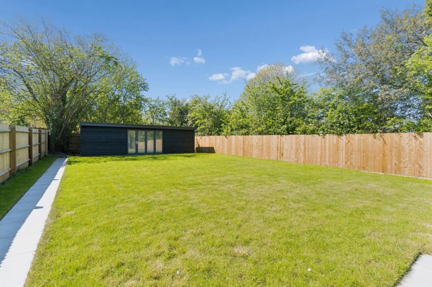4 bedroom House for Sale Wavendon, Milton Keynes, Buckinghamshire