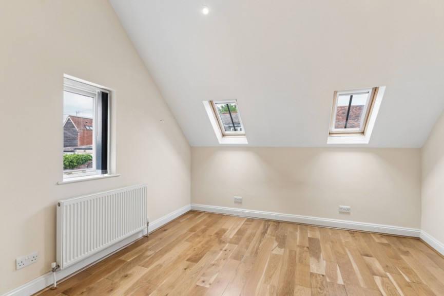 2 bedroom House for Sale Tilehouse Street, Hitchin, Hertfordshire