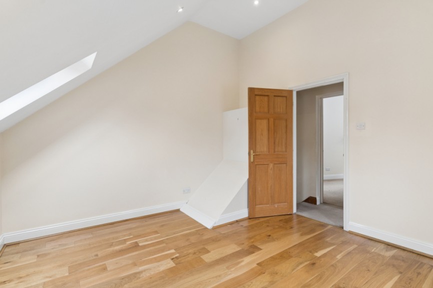 2 bedroom House for Sale Tilehouse Street, Hitchin, Hertfordshire