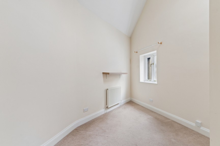 2 bedroom House for Sale Tilehouse Street, Hitchin, Hertfordshire