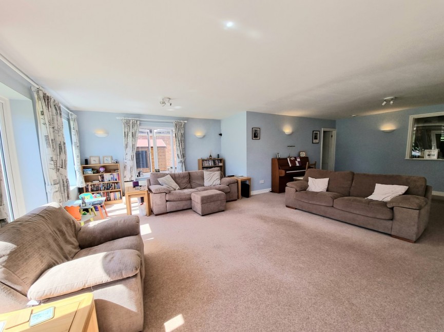 4 bedroom House for Sale Maulden, Bedfordshire